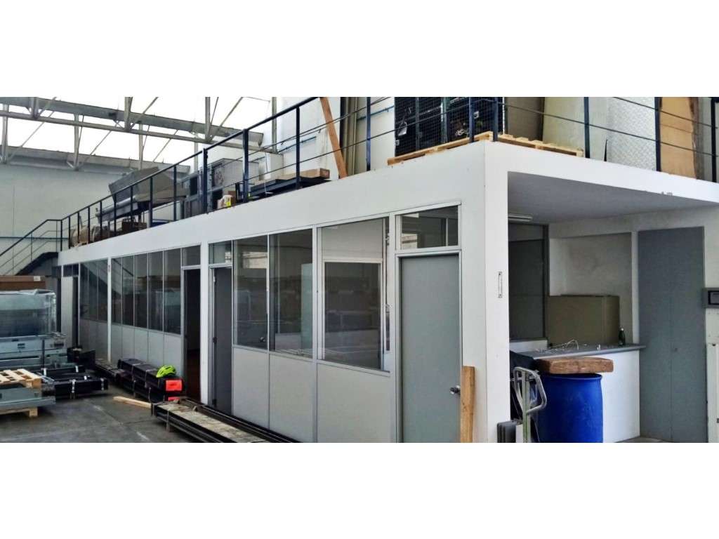 Armazém c/ 285 m2 para arrendamento na Maia - Grande imagem: 3/12