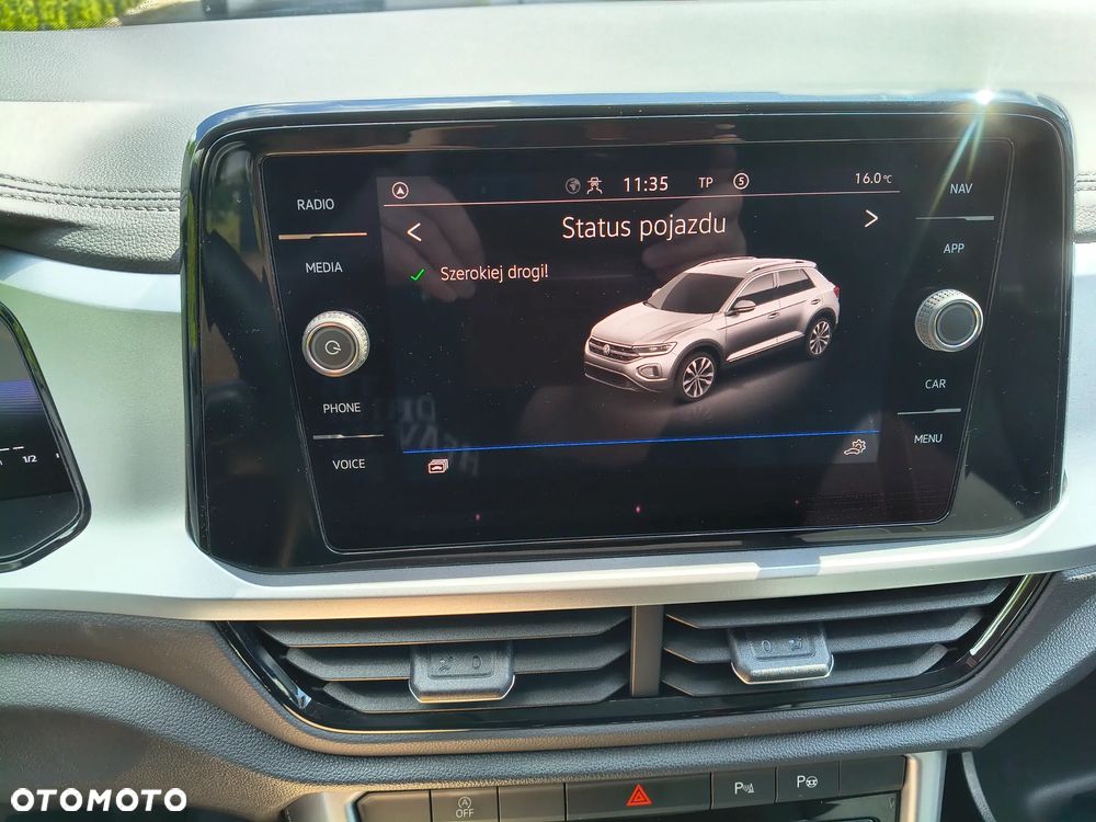 Volkswagen T-Roc 1.5 TSI Life DSG - 22