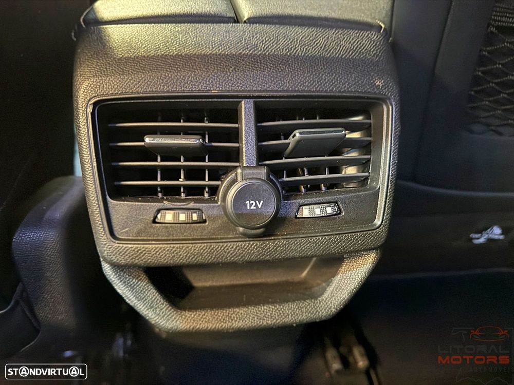 Peugeot 3008 1.2 PureTech GT Line EAT8 - 39