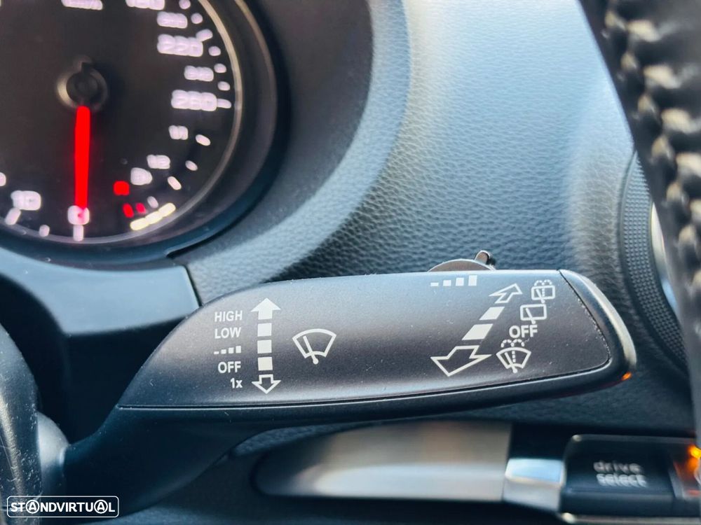 Audi A3 Sportback 2.0 TDI S-line - 31