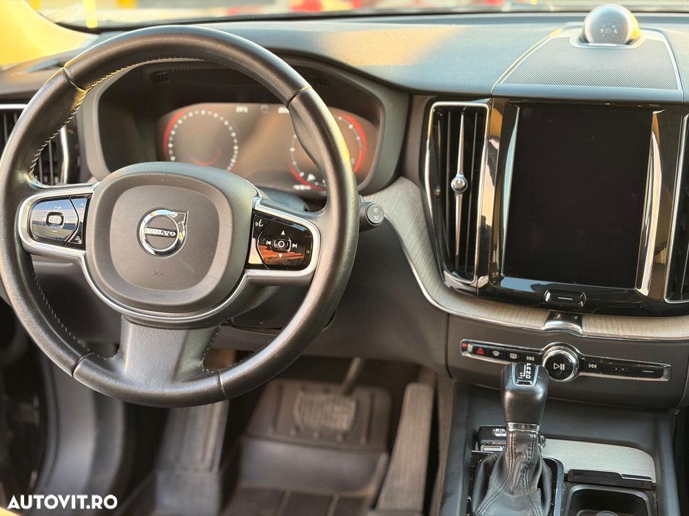 Volvo XC 60 D5 AWD Inscription - 10