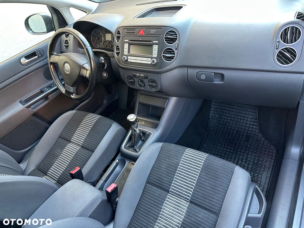 Volkswagen Golf Plus - 13