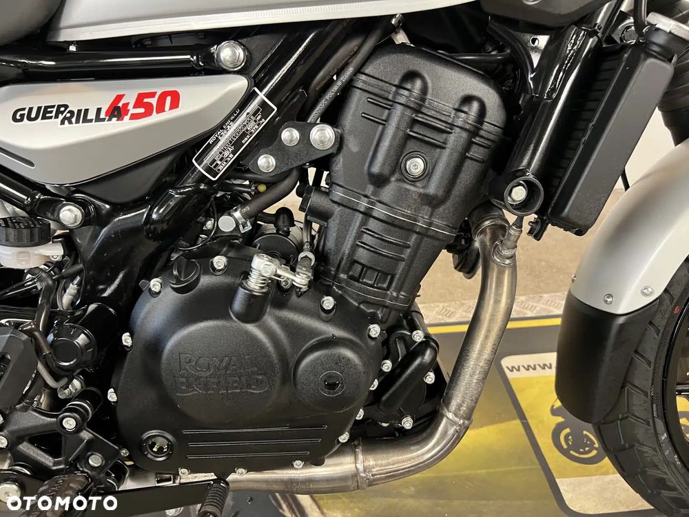 Royal Enfield Guerrilla - 10