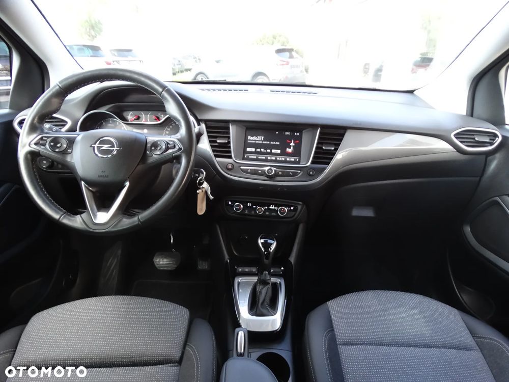 Opel Crossland - 12