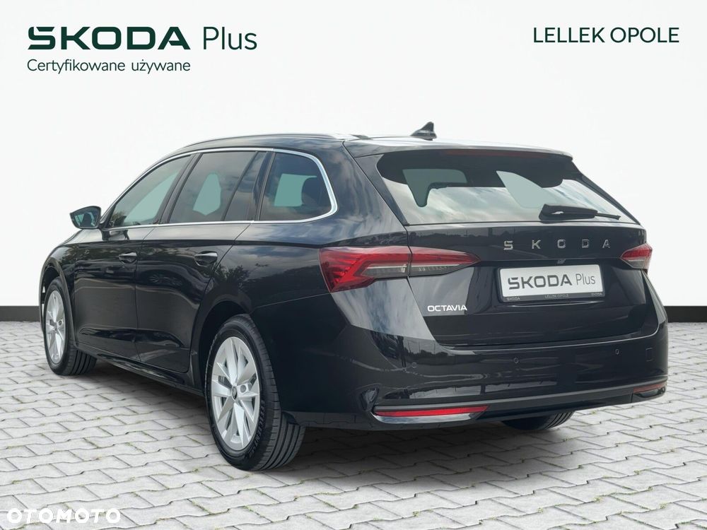 Skoda Octavia 1.5 TSI mHEV Selection DSG - 9