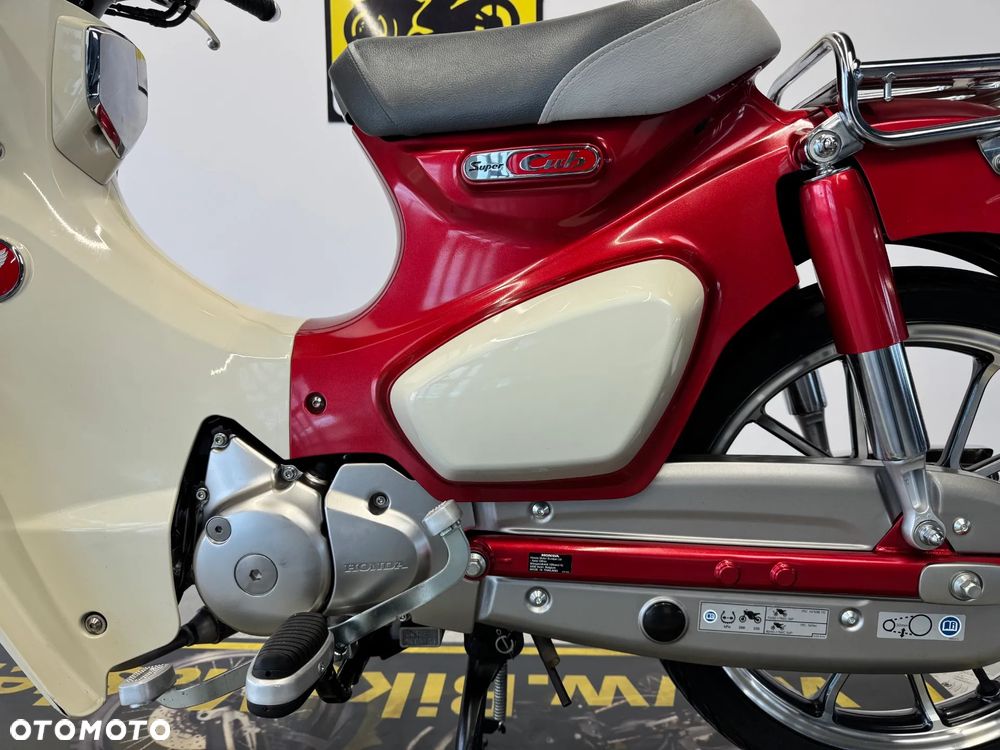 Honda Super Cub - 24