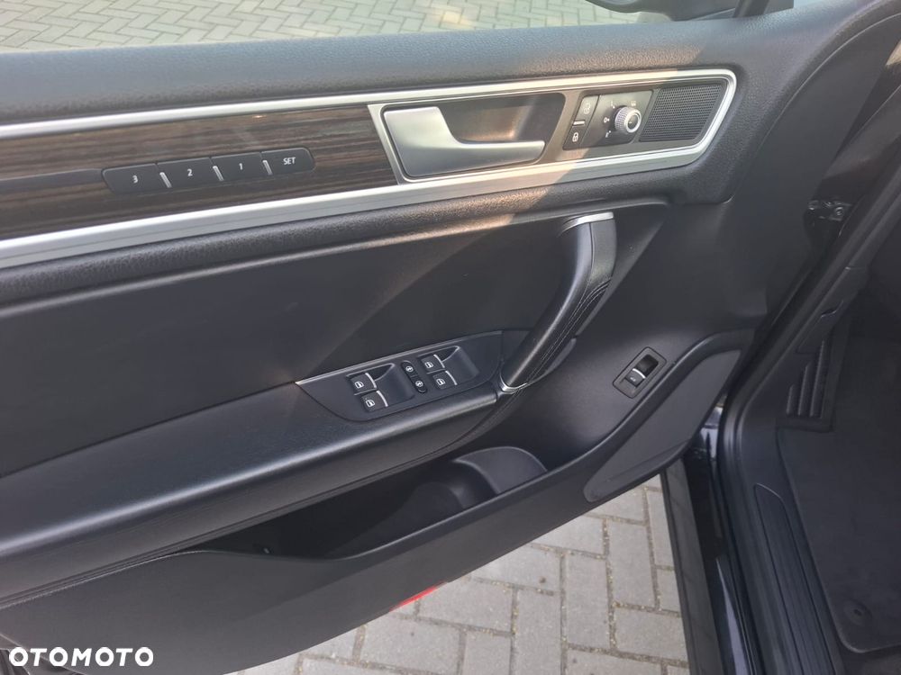 Volkswagen Touareg 3.0 V6 TDI Blue Motion DPF Automatik Exclusive - 14
