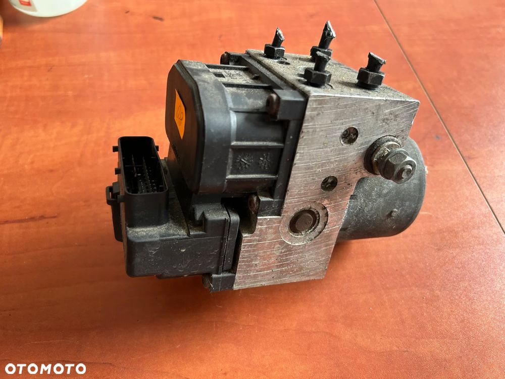 POMPA HAMULCOWA ABS 8E0614111AB 0273004281 VW PASSAT B5 AUDI A4 B5 - 2