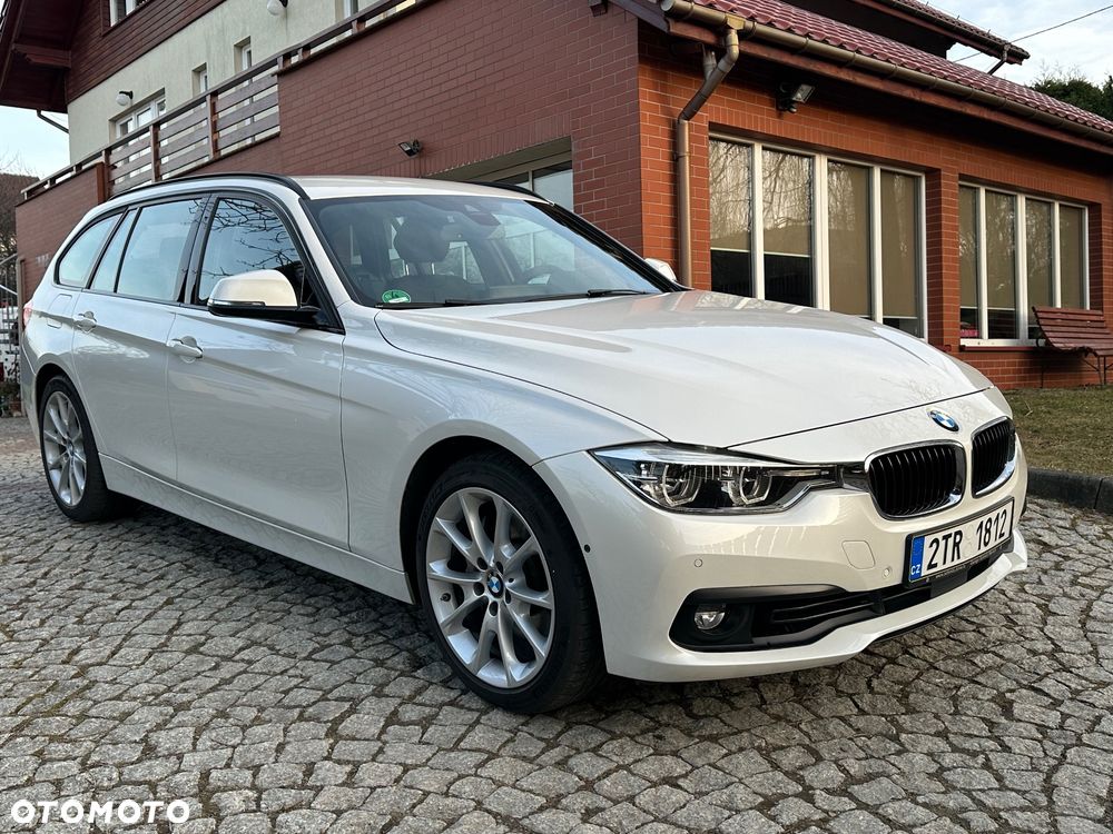 BMW Seria 3 335d Touring xDrive Luxury Line - 37