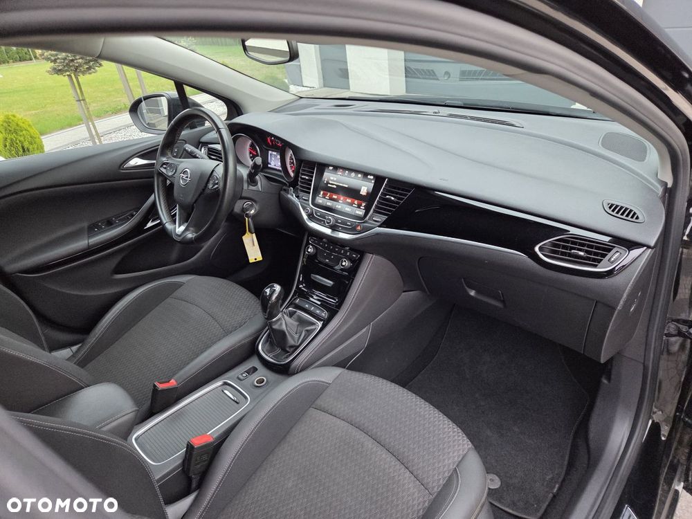 Opel Astra - 18