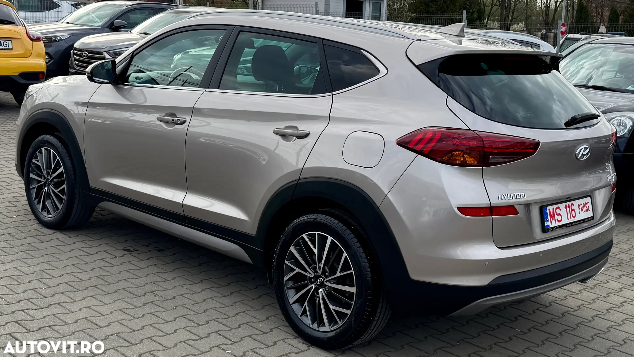 Hyundai Tucson - 4