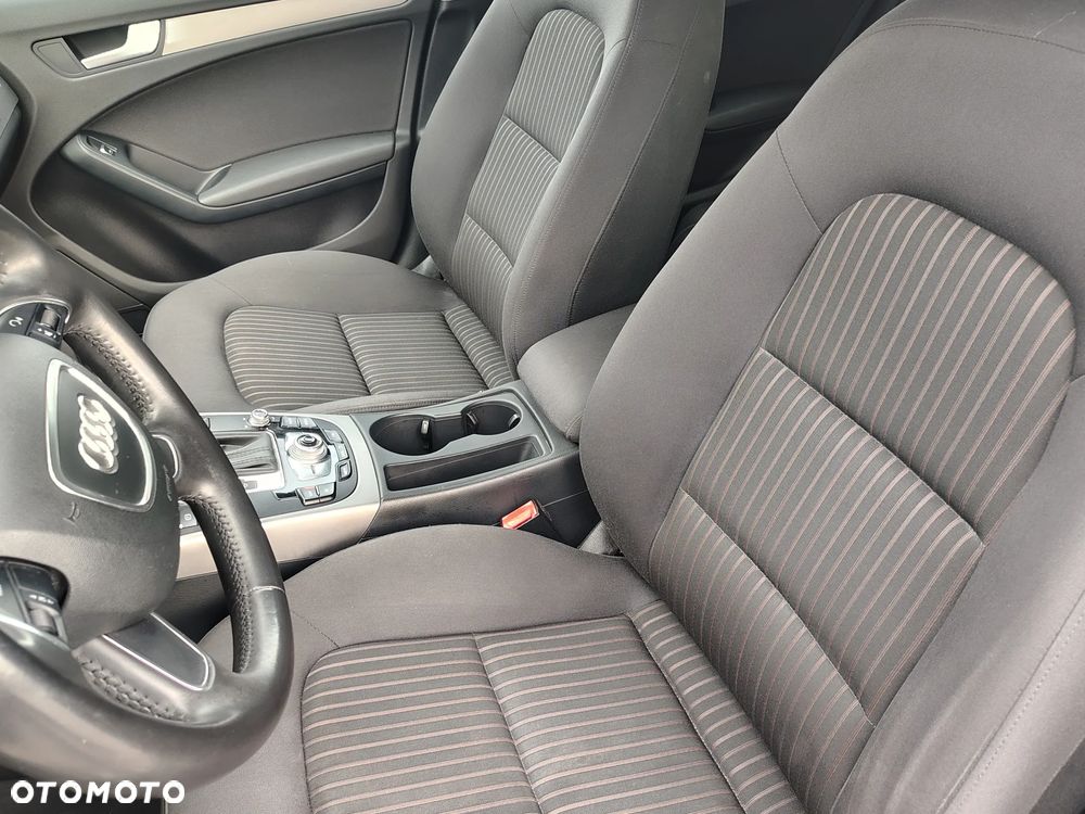 Audi A4 Avant 2.0 TDI DPF quattro S tronic Attraction - 15