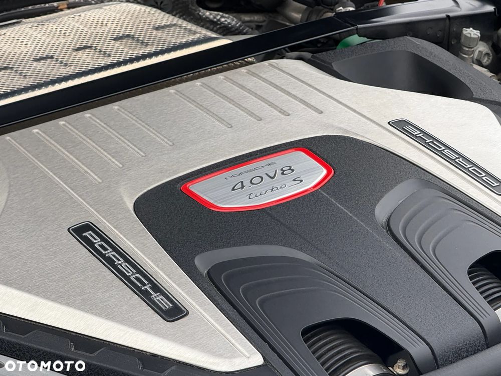 Porsche Panamera Turbo S Executive - 25