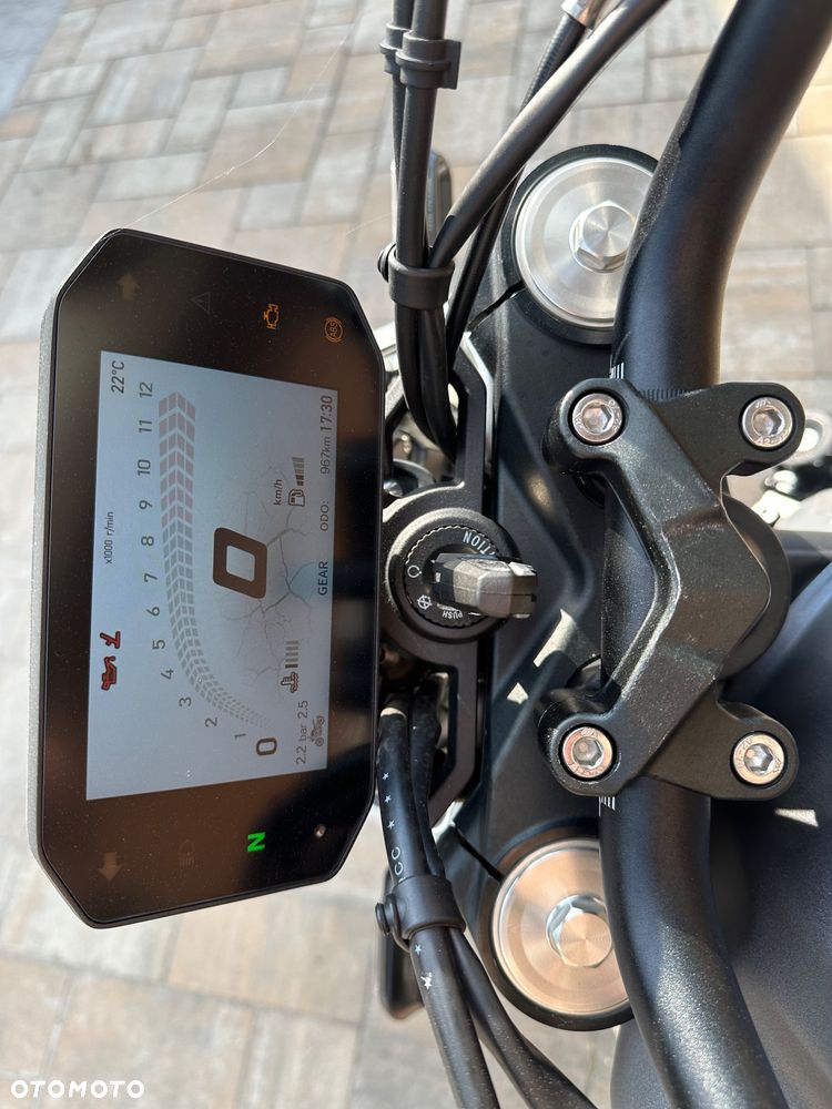 VOGE 500AC - 7