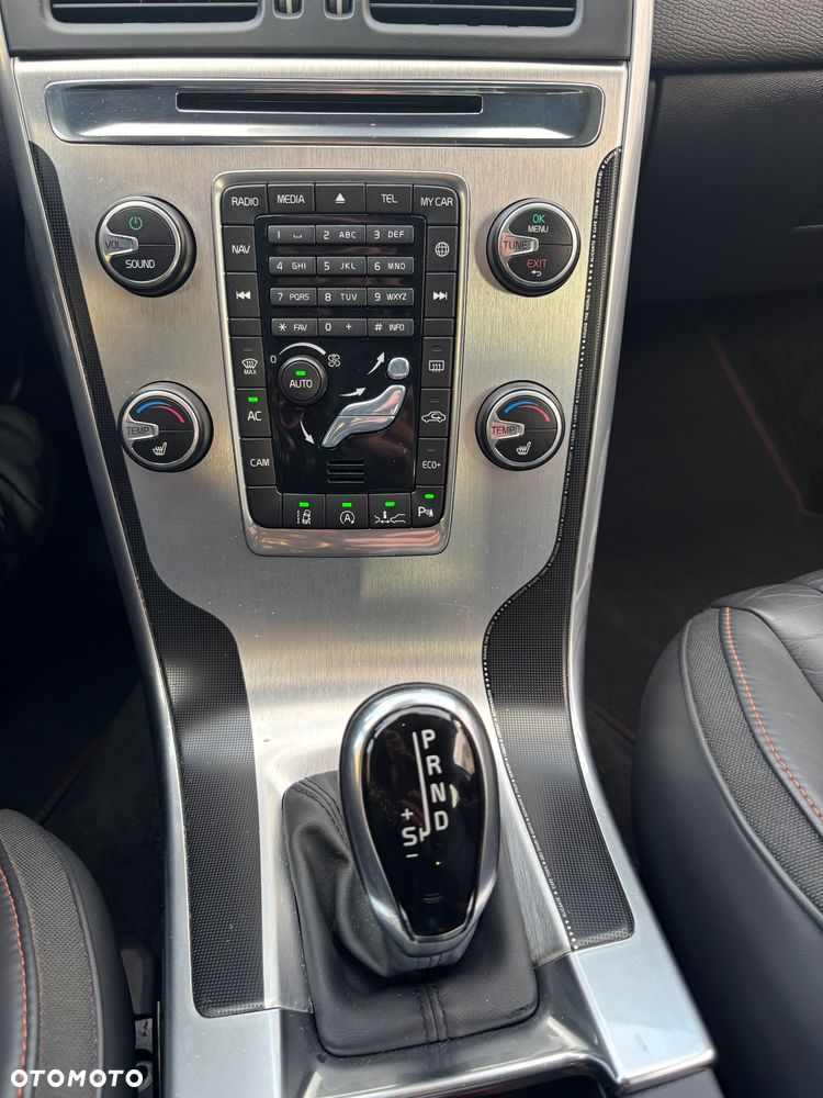 Volvo XC 60 D3 Geartronic Ocean Race - 3