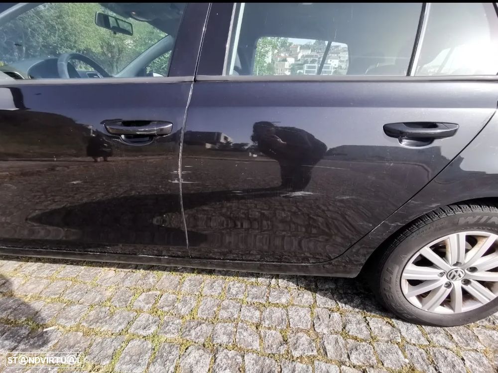 VW Golf 2.0 TDi DPF Comfortline - 3