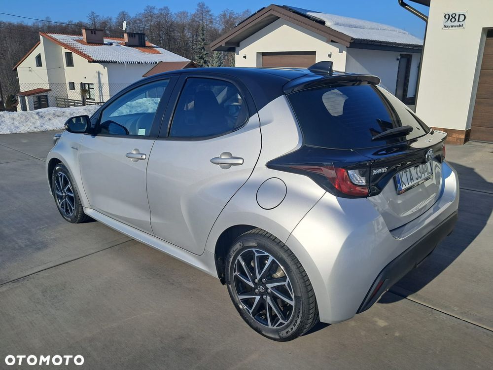 Toyota Yaris ver-hybrid-1-5-comfort - 5
