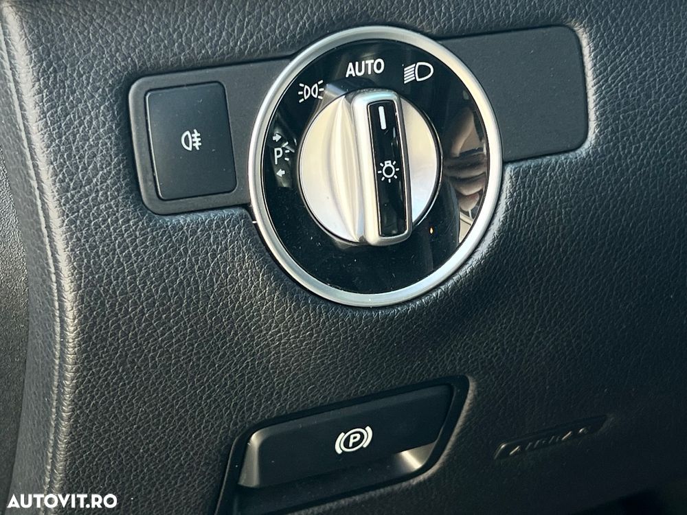 Mercedes-Benz GLE 350 d 4Matic 9G-TRONIC AMG Line - 25