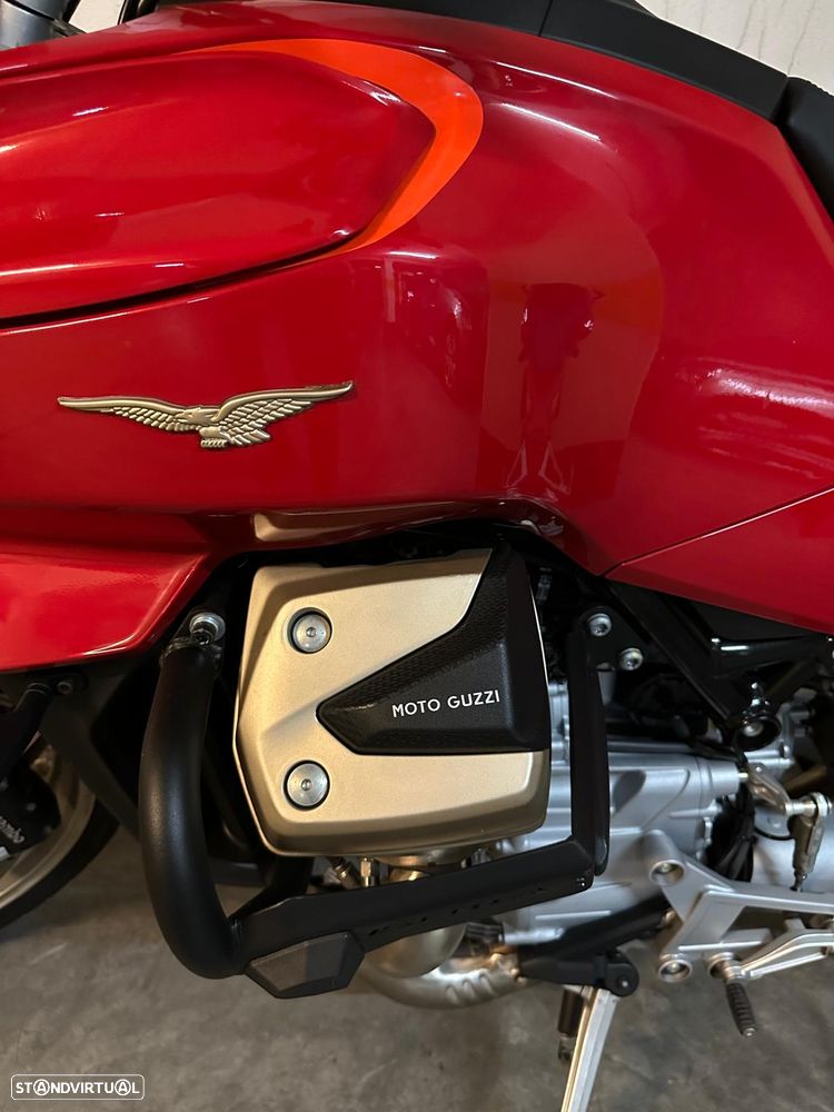 Moto Guzzi V100 - 6