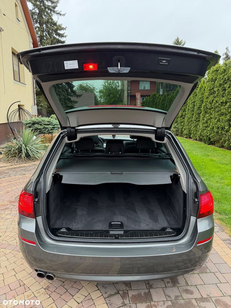 BMW Seria 5 520d Luxury Line - 24