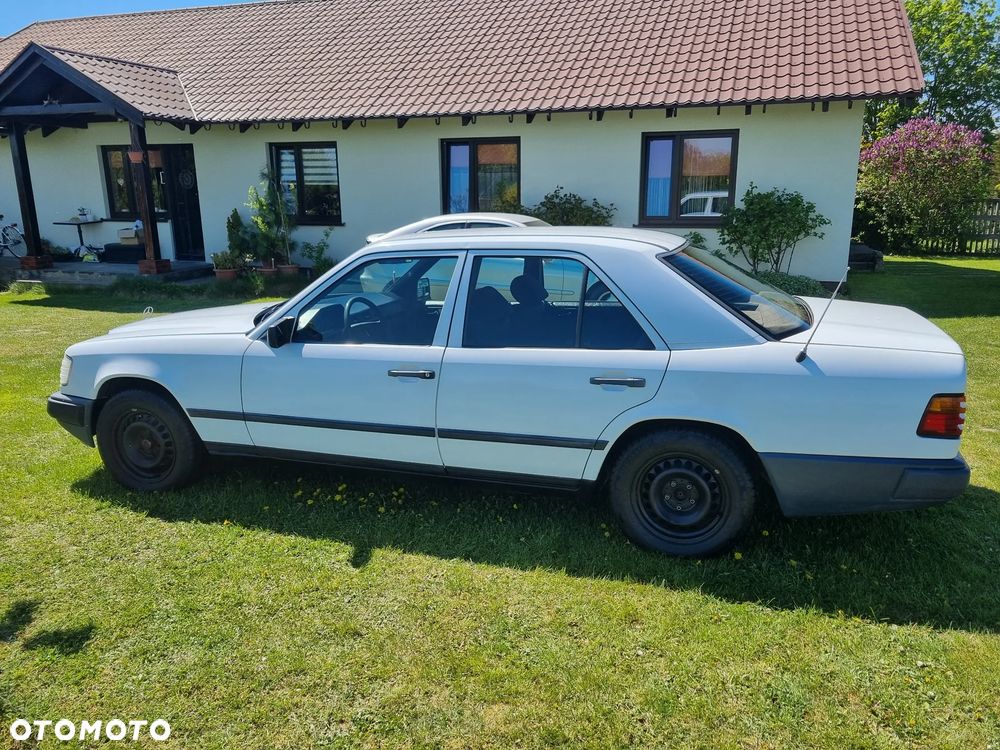 Mercedes-Benz W124 (1984-1993) - 7