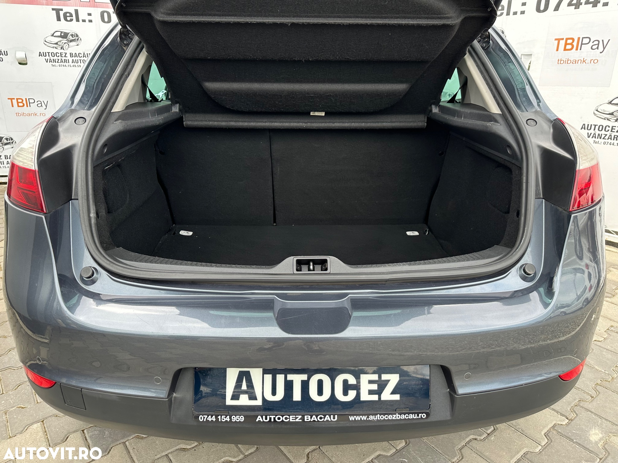 Renault Megane dCi 110 FAP LIMITED - 13