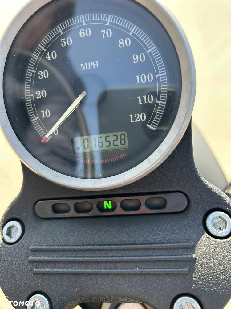 Harley-Davidson Sportster Nightster 1200N - 8