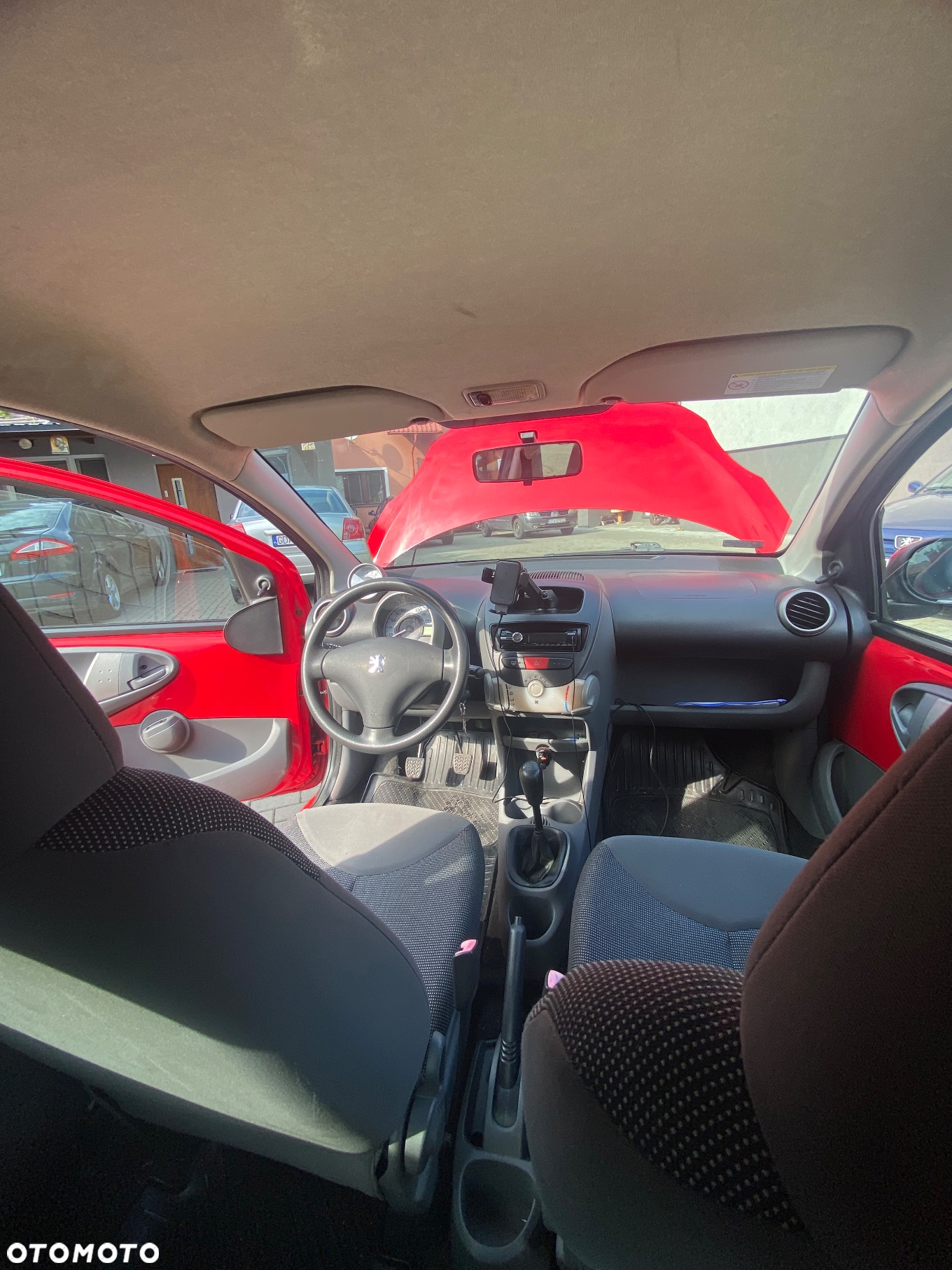 Peugeot 107 1.0 Happy - 12