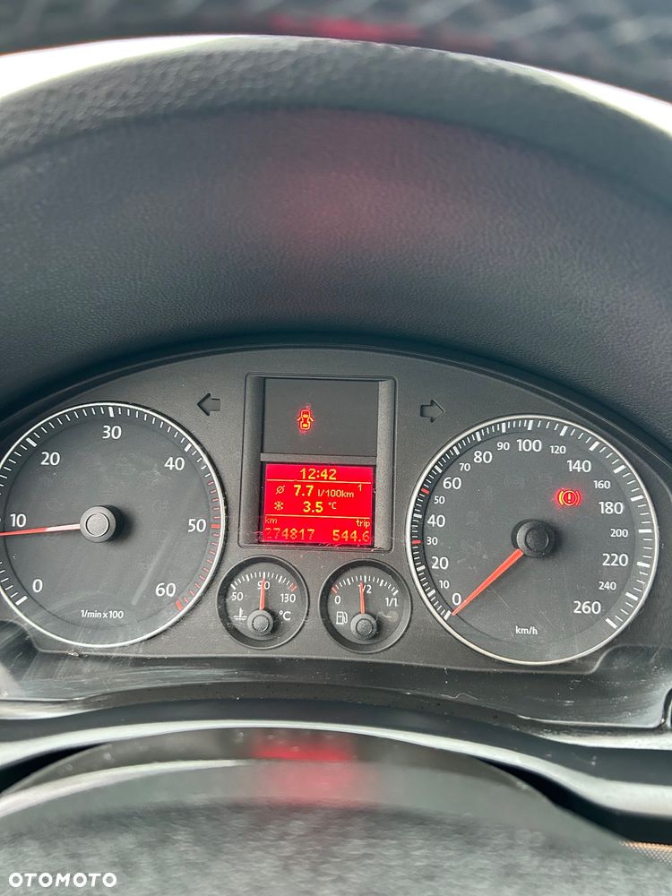 Volkswagen Golf 1.9 TDI Trendline - 12