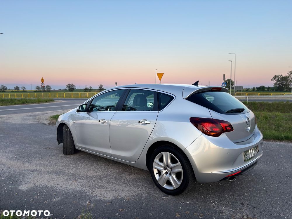 Opel Astra - 6