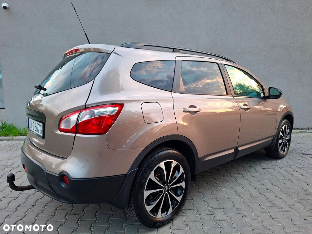 Nissan Qashqai+2 2.0 Tekna - 8