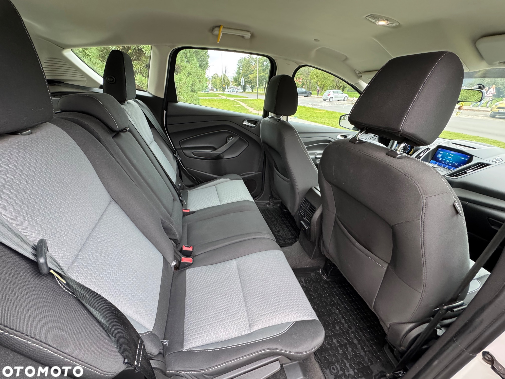 Ford C-MAX 2.0 ENERGI CVT - 13
