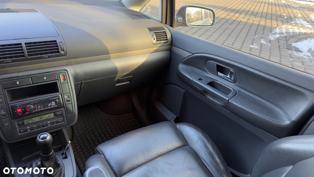 Volkswagen Sharan 1.9 TDI Exclusive Edition - 7