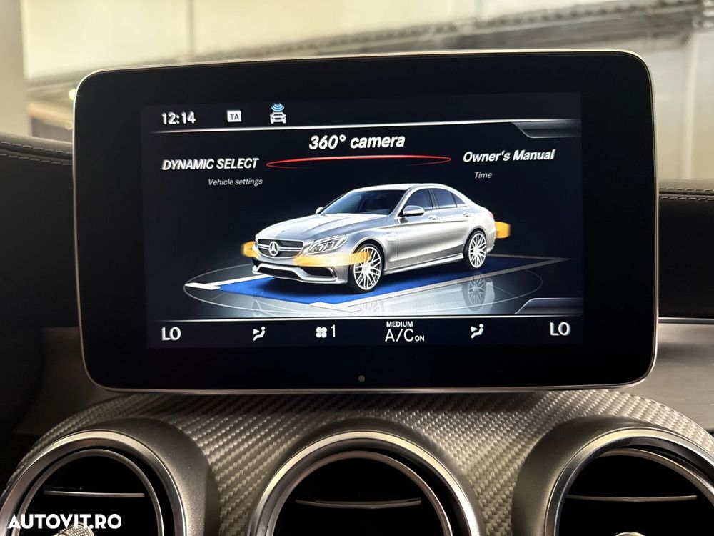 Mercedes-Benz C 63 AMG - 21