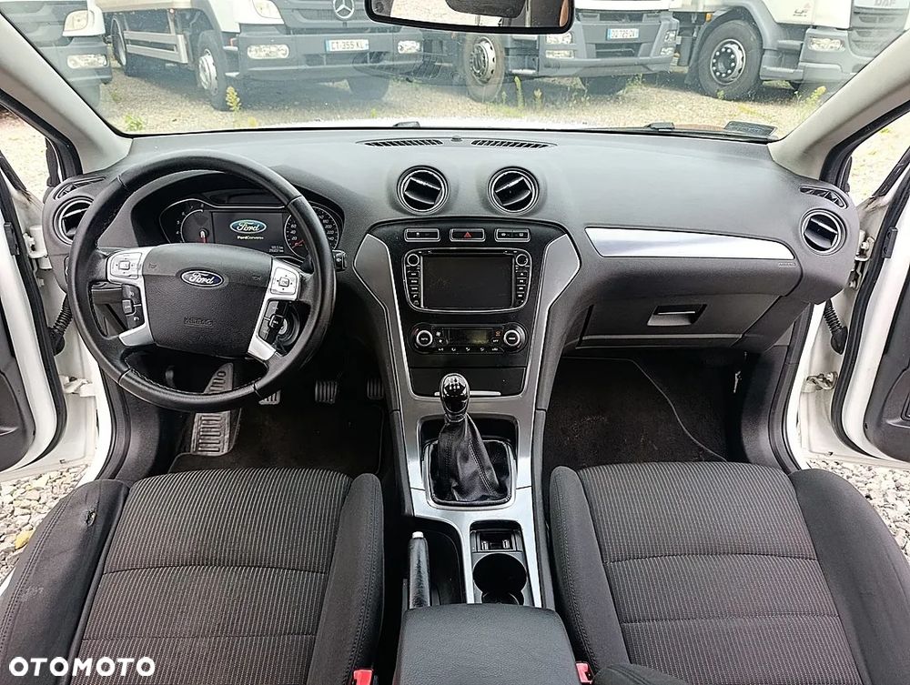 Ford Mondeo 1.6 Titanium - 14