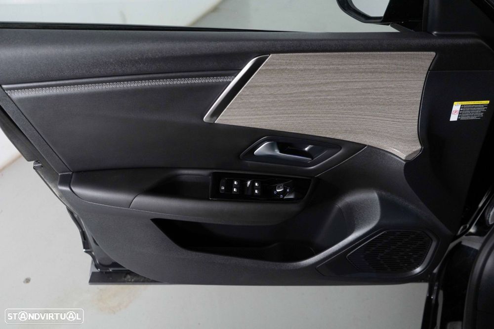 Citroën C5 X 1.6 Hybrid Shine Pack e-EAT8 - 17