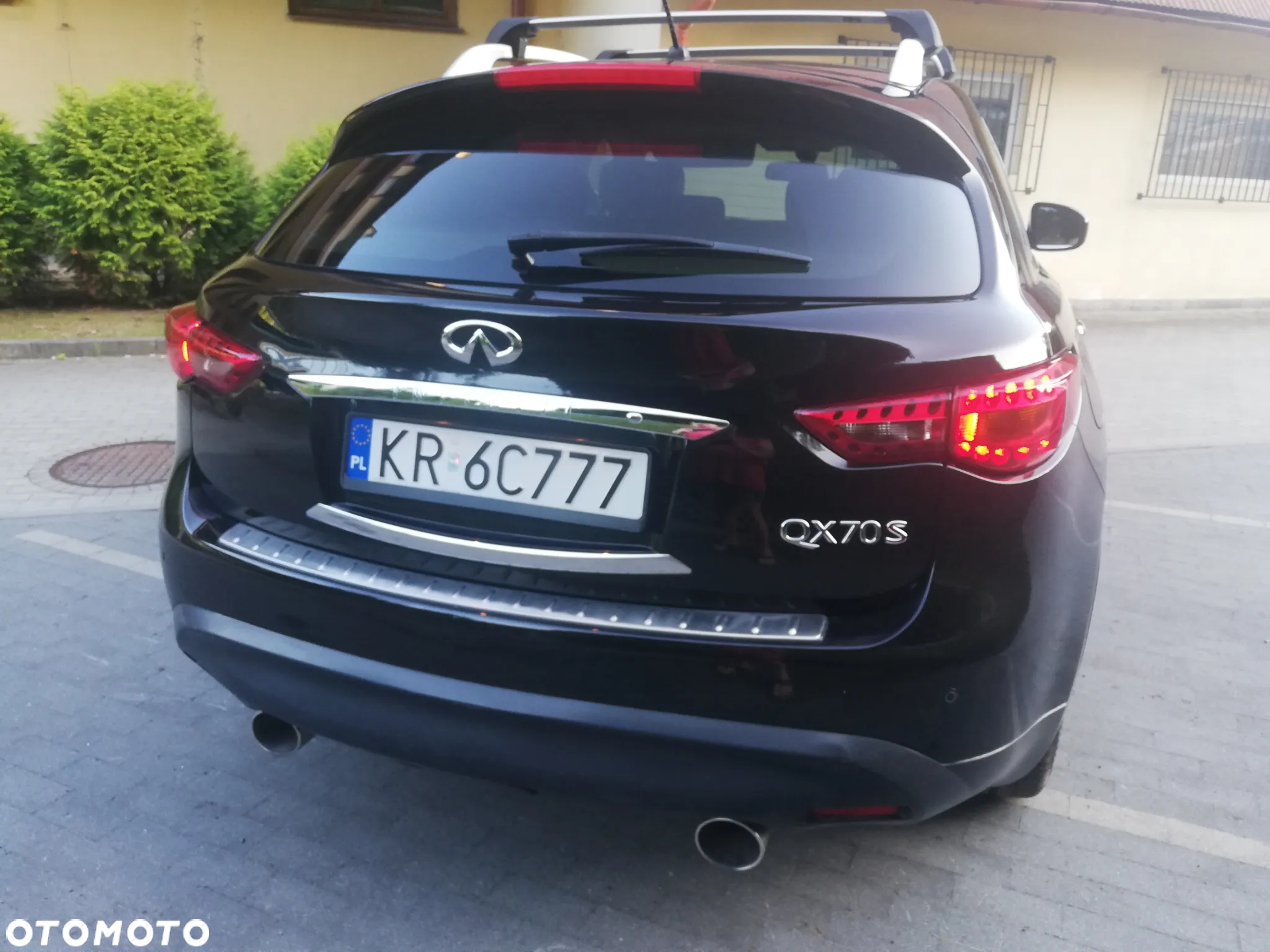 Infiniti QX70 3.0d S Premium - 4