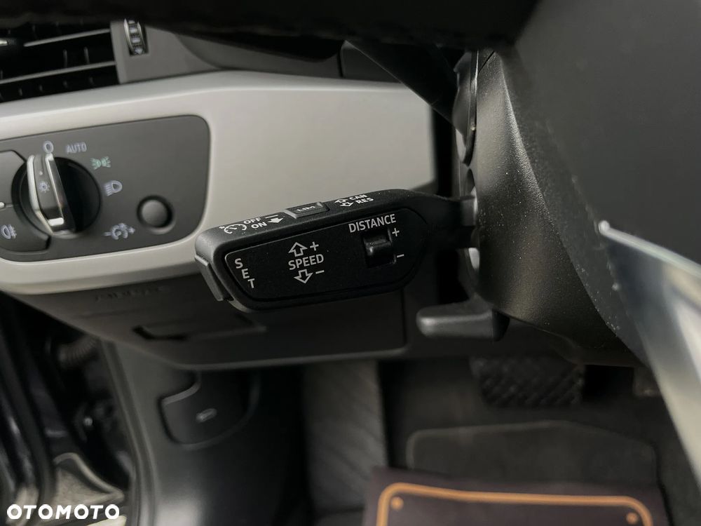 Audi A4 Avant 40 TFSI quattro S tronic S line - 24