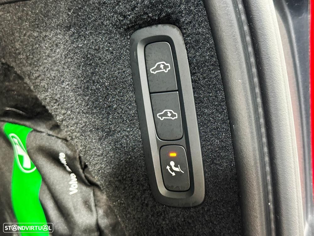 Volvo XC 90 T8 AWD Twin Engine Geartronic Inscription - 55