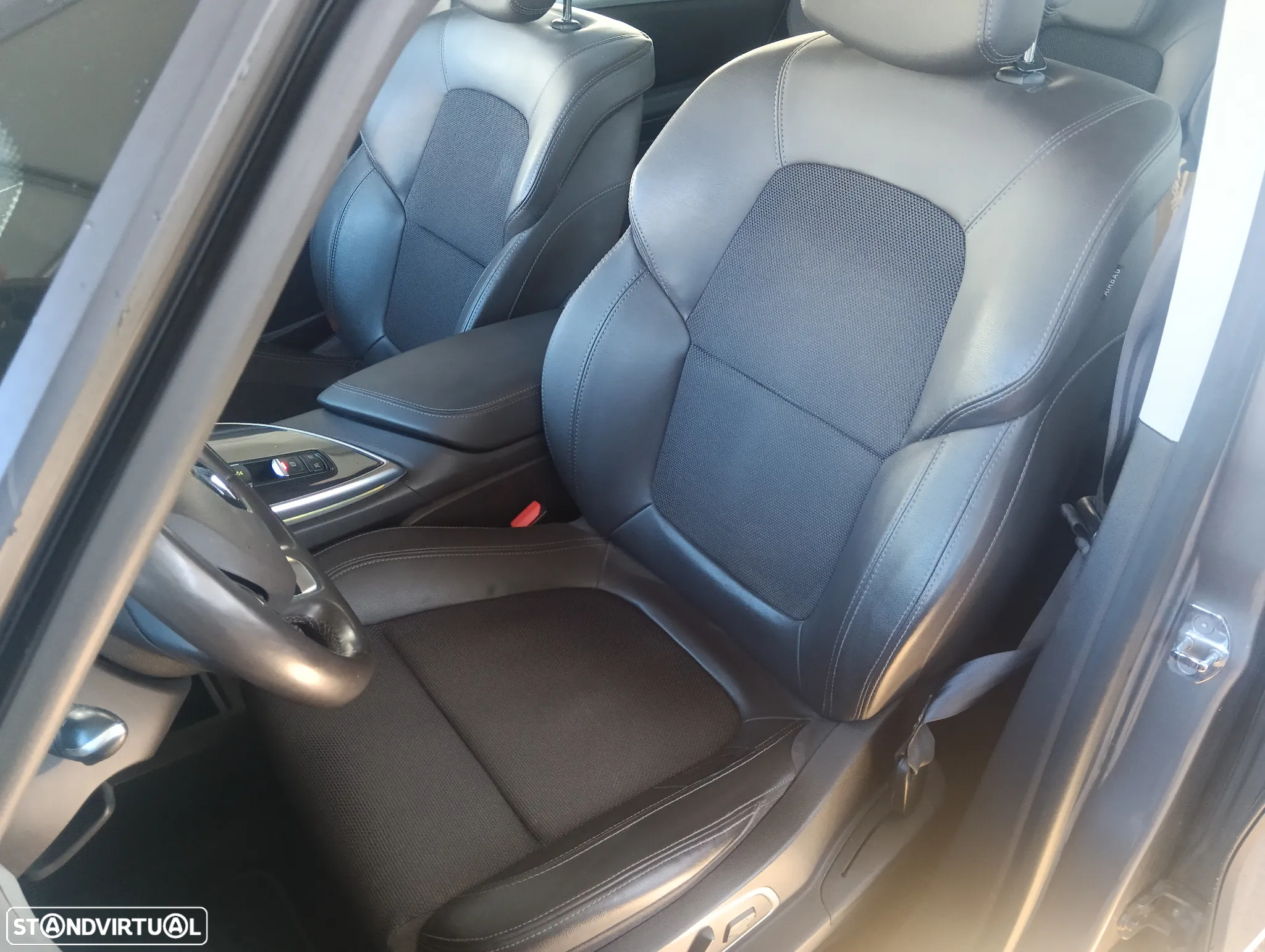 Renault Espace 1.6 dCi Initiale Paris EDC - 5