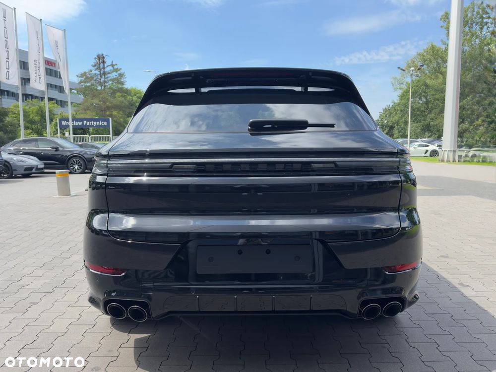 Porsche Cayenne S E-Hybrid PHEV Black Edition - 6