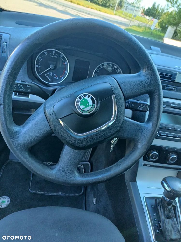 Skoda Octavia 1.6 Classic Tiptr - 24
