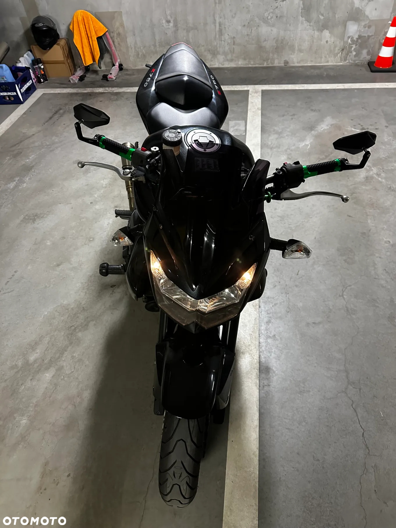 Kawasaki ZR - 6