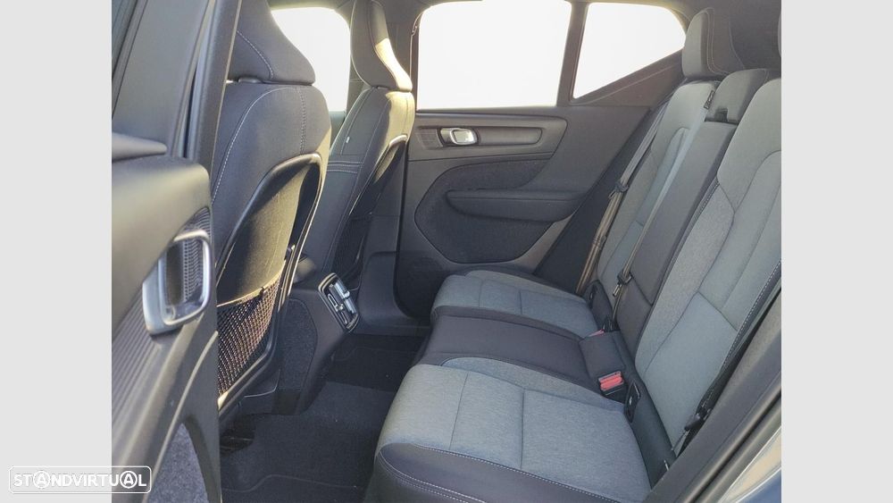 Volvo XC 40 1.5 T2 Plus Dark Auto - 13