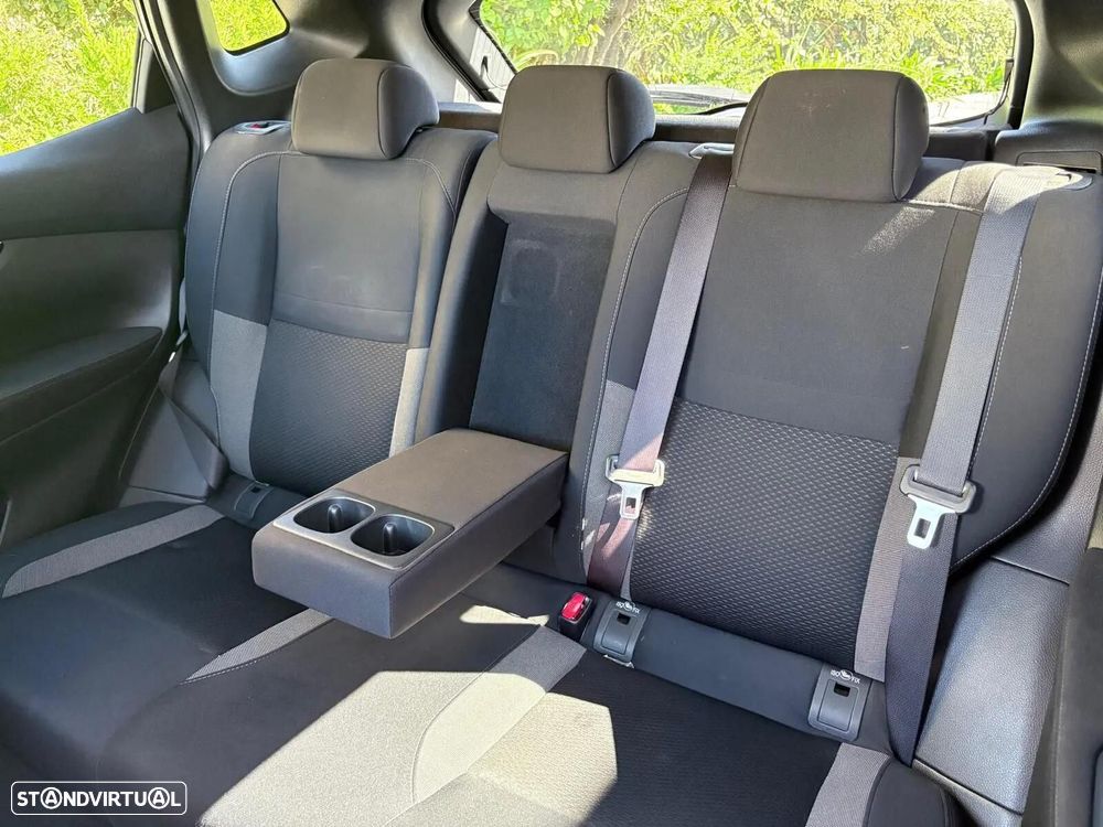 Nissan Qashqai 1.5 dCi N-Connecta J18 - 56