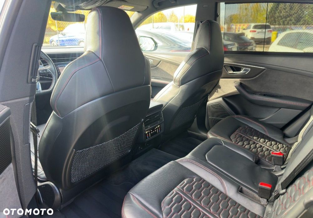 Audi RS Q8 - 17
