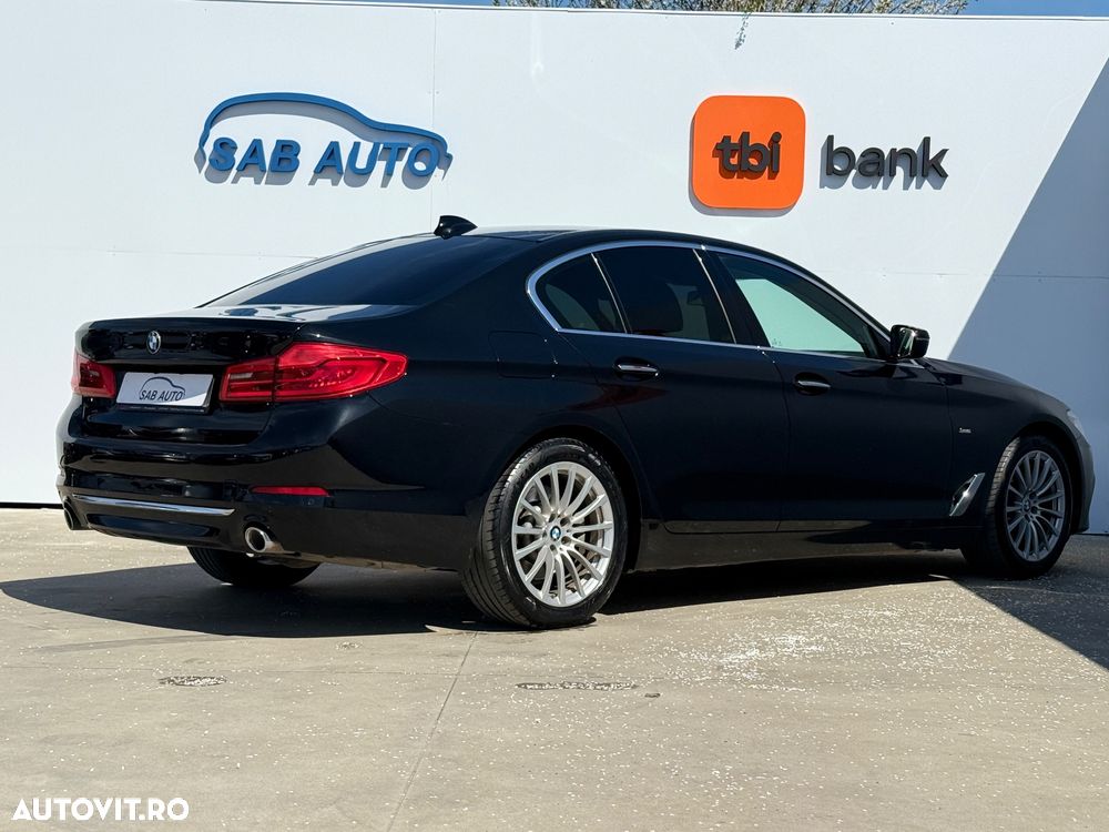BMW Seria 5 520d Aut. Luxury Line - 26