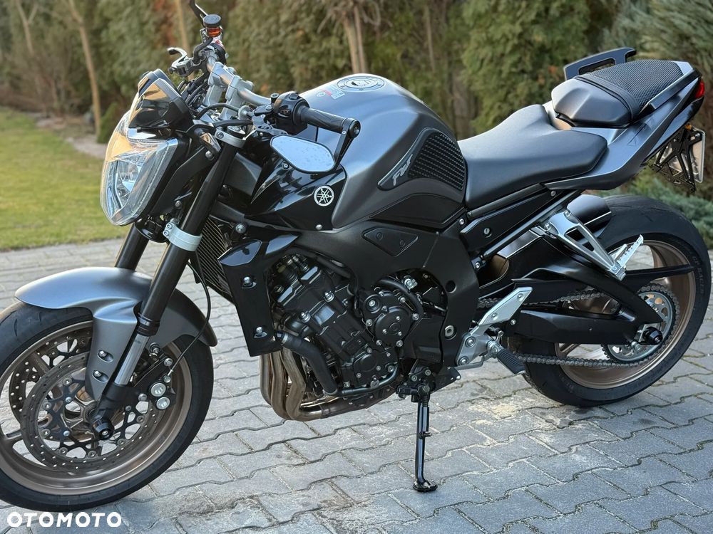 Yamaha FZ - 6