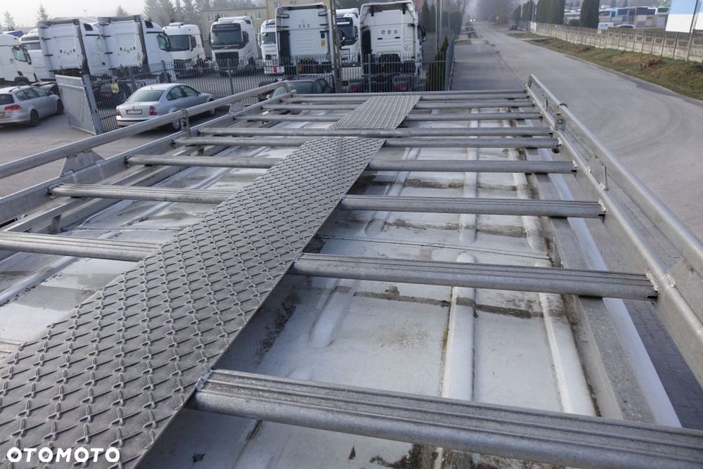 Volkswagen CRAFTER / L2H2 FURGON / BLASZAK / 2.0 / 108KM / BAGAŻNIK DACHOWY - 17