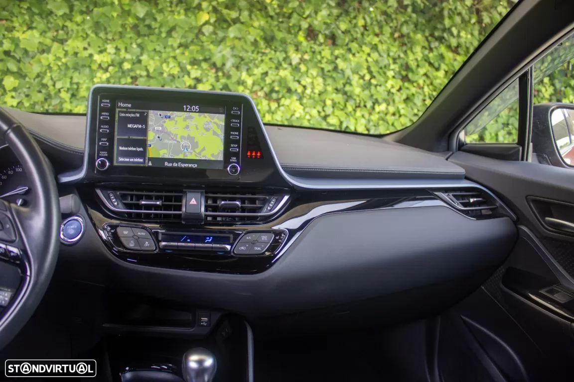 Toyota C-HR 1.8 Hybrid Exclusive+P.Luxury - 16